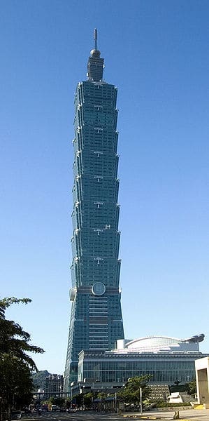 D'une hauteur de 508 m, la Taipei 101 tower à Taiwan est le second gratte-ciel le plus haut du monde