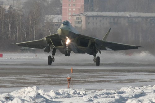 Premier vol du Sukhoi TA-50 PAK-FA © Sukhoi