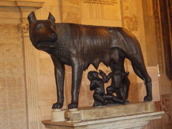 Romulus et Remus et la louve