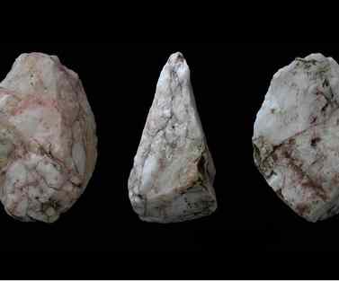 Outils préhistoire - Nicholas Thompson and Chad DiGregorio - HARDWARE Stone tools found on Crete are evidence of early sea voyages. 