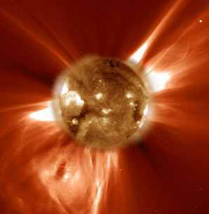 Fortes activitées du Soleil (source: consortium SOHO / ESA / NASA)