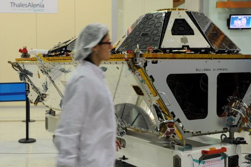 Un satellite de la deuxième génération (MSG) en construction dans les locaux de Thales Alenia Space à Rome, le 27 janvier 2010